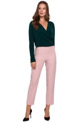 Zielona Stylowa Bluzka z Kopertowym Dekoltem. Zielone bluzki damskie MAKEOVER, l, bez wzorów, z elastanu, eleganckie, bez kołnierzyka, bez ramiączek. Za 154.90 zł.