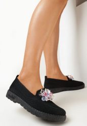 Czarne Tenisówki z Kryształkami i Delikatną Perforacą Gelle. Czarne obuwie sportowe damskie Born2be, bez wzorów, bez zapięcia. Za 59.99 zł.