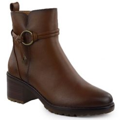 Botki damskie ocieplane na klocku brązowe Potocki SZ12527. Brązowe botki damskie POTOCKI, ze skóry ekologicznej, eleganckie, bez obcasa, bez zapięcia. Za 189.99 zł.