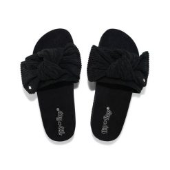 Klapki plażowe damskie Flip Flop Pool Slide. Czarne klapki damskie Flip Flop, bez wzorów, bez obcasa, bez zapięcia. W wyprzedaży za 91.00 zł.