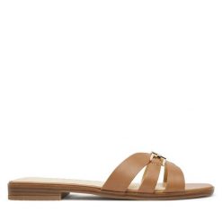 Klapki Guess. Brązowe klapki damskie Guess, z aplikacjami, bez obcasa, bez zapięcia. Za 279.99 zł.