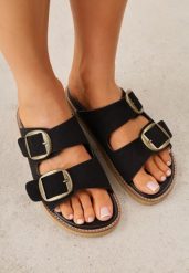 Czarne Klapki VICES Ozdobione Dużymi Klamrami Jenniviane. Czarne klapki damskie Renee, bez wzorów, z jeansu, bez obcasa, na płaskiej podeszwie, bez zapięcia. Za 99.99 zł.