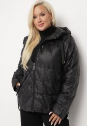 Czarna Pikowana Kurtka Wiatrówka z Kapturem i Wsuwanymi Kieszeniami Dairel. Czarne kurtki damskie Born2be, xl, bez wzorów, z materiału, z kapturem. Za 229.99 zł.