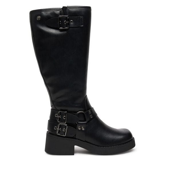 Kozaki Refresh. Czarne kozaki damskie Refresh, bez obcasa, na płaskiej podeszwie, bez zapięcia. Za 239.99 zł.