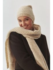 TATUUM Czapka "Sapi" w kolorze beżowym rozmiar: onesize. Brązowe czapki damskie TATUUM, bez wzorów, z materiału. Za 87.19 zł.