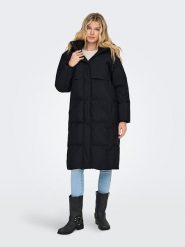 JDY Kurtka zimowa "Melba" w kolorze czarnym rozmiar: L. Czarne kurtki damskie JDY, na zimę, l, bez wzorów, z puchu, bez kaptura. Za 314.01 zł.