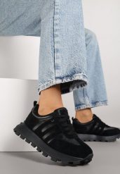 Czarne Sneakersy ze Skóry Naturalnej Ozdobione Geometrycznym Wzorem Melassea. Czarne obuwie sportowe damskie Renee, ze skóry, bez zapięcia. Za 239.99 zł.