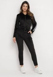 Czarny Welurowy Komplet Dresowy 2-Częściowy z Lampasami Bluza i Spodnie Atiriv. Czarne bluzy damskie Born2be, m, bez wzorów, z dresówki, bez kaptura. Za 69.99 zł.