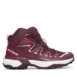 Trekkingi Salomon. Czerwone obuwie trekkingowe damskie Salomon, z gore-texu, bez zapięcia. Za 729.99 zł.