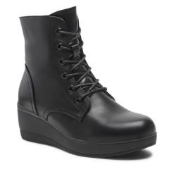 Trzewiki Clara Barson. Czarne botki damskie Clara Barson, bez obcasa, na koturnie, bez zapięcia. Za 127.99 zł.