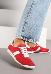 Czerwone Sneakersy z Ozdobnym Paskiem Cleota. Czerwone obuwie sportowe damskie Born2be, z jeansu, bez zapięcia. Za 79.99 zł.