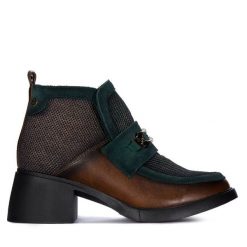 Botki Maciejka. Zielone botki damskie Maciejka, bez obcasa, na słupku, bez zapięcia. Za 419.99 zł.