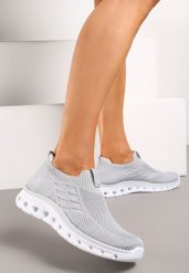 Szare Buty Sportowe z Wycięciami na Podeszwie i Elastyczną Cholewką Drakia. Szare obuwie sportowe casual damskie Born2be, z jeansu. Za 49.99 zł.