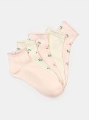 Skarpetki w kwiatki 5 pack - wielobarwny. Skarpetki damskie Sinsay, bez wzorów. Za 15.99 zł.