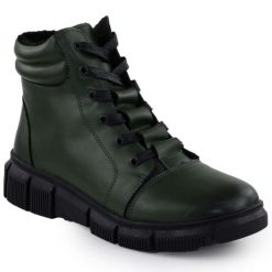 Skórzane botki damskie na podwyższeniu zielone T.Sokolski Z25-250. Zielone botki damskie T.Sokolski, ze skóry, bez obcasa, bez zapięcia. Za 229.99 zł.