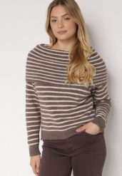 Jasnobrązowy Sweter w Paski z Dodatkiem Wełny i Wiskozy z Odkrytymi Ramionami Nedarra. Brązowe swetry klasyczne damskie Born2be, uniwersalny, z dzianiny, bez kołnierzyka. Za 139.99 zł.