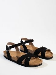 BACKSUN Sandały w kolorze czarnym rozmiar: 39. Czarne sandały damskie Backsun, bez wzorów, z otwartym noskiem, bez obcasa, bez zapięcia. Za 162.49 zł.