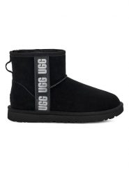 UGG Skórzane botki "W Classic Mini Side Logo II" w kolorze czarnym rozmiar: 39. Czarne botki damskie Ugg, ze skóry, bez obcasa, bez zapięcia. Za 674.45 zł.