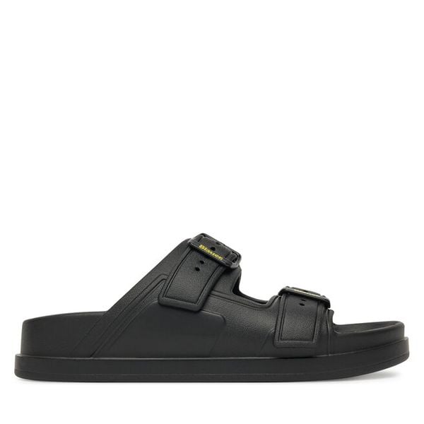 Klapki Blauer. Czarne klapki damskie Blauer, bez wzorów, bez obcasa, bez zapięcia. Za 99.99 zł.