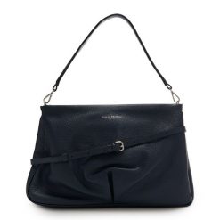 Gianni Chiarini Torebka Gianni Chiarini niebieski - skóra Torebki 1 ct Damski. Niebieskie torebki klasyczne damskie Gianni Chiarini, z materiału, na ramię, bez dodatków. Za 605.99 zł.