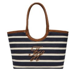 Torebka Tommy Hilfiger. Niebieskie torebki klasyczne damskie Tommy Hilfiger, bez dodatków. Za 749.99 zł.