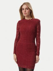 Guess Bluzka W6BP30 K6382 Bordowy Regular Fit. Czerwone bluzki damskie Guess, l, z aplikacjami, z syntetyku, bez kołnierzyka, bez ramiączek. Za 292.99 zł.