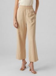 Vero Moda Spodnie "Carmen" w kolorze beżowym rozmiar: XS/L32. Brązowe spodnie materiałowe damskie Vero Moda, bez wzorów, z materiału. Za 48.28 zł.