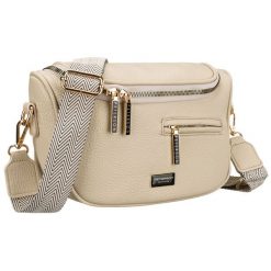 Saszetka damska ze skóry ekologicznej w beżowym kolorze z kieszenią na rewersie - Peterson. Brązowe nerki i saszetki damskie Peterson, bez wzorów, ze skóry ekologicznej. Za 87.99 zł.