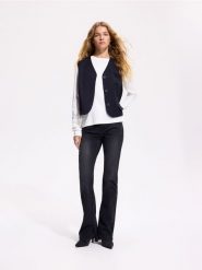 Jeansy flare z rozcięciami - szary. Szare jeansy damskie Reserved. Za 129.99 zł.