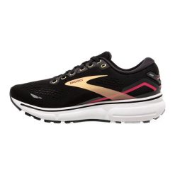 Buty do biegania damskie Brooks Ghost 15. Czarne obuwie sportowe damskie Brooks, bez zapięcia, do biegania. Za 409.99 zł.