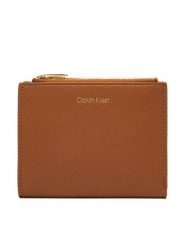 Calvin Klein Bilonówka LV04F1135G Brązowy. Brązowe portfele damskie Calvin Klein, bez wzorów, ze skóry. Za 289.99 zł.