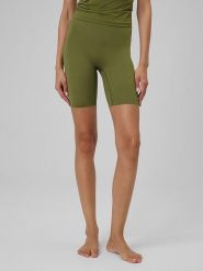 4F Szorty sportowe w kolorze khaki rozmiar: M. Brązowe spodenki sportowe damskie 4F, m, bez wzorów, z materiału, outdoorowe. Za 60.45 zł.