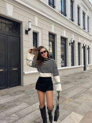 Bianco Lucci Sweter w kolorze czarno-białym rozmiar: onesize. Białe swetry klasyczne damskie Bianco Lucci, bez kołnierzyka. Za 78.99 zł.