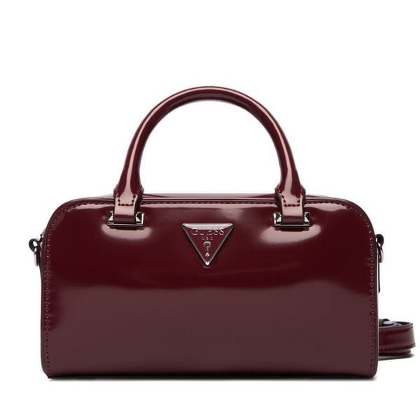 Torebka Guess. Czerwone torebki klasyczne damskie Guess, bez dodatków. Za 589.99 zł.