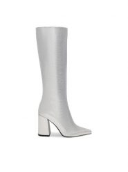 Nine West Kozaki SAMAA SJ1453-2 Srebrny. Szare kozaki damskie Nine West, ze skóry, bez obcasa, na słupku, bez zapięcia. Za 329.99 zł.