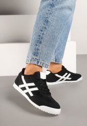 Czarne Płaskie Sneakersy Ozdobione Paskami Almi. Czarne obuwie sportowe damskie Born2be, z jeansu, bez zapięcia. Za 84.99 zł.