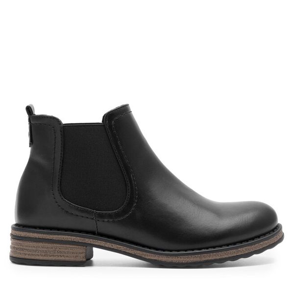 Sztyblety Clara Barson. Czarne botki damskie Clara Barson, bez obcasa, na płaskiej podeszwie, bez zapięcia. Za 99.99 zł.