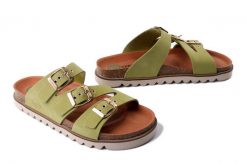 DR. BRINKMANN 700684-71 hellgrun, klapki damskie. Zielone klapki damskie Dr. Brinkmann, bez wzorów, ze skóry, bez obcasa, bez zapięcia. Za 279.92 zł.