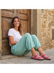 JOLANA & FENENA Skórzane japonki w kolorze różowym rozmiar: 36. Różowe klapki damskie JOLANA & FENENA, bez wzorów, z otwartym noskiem, bez obcasa, bez zapięcia. Za 100.75 zł.