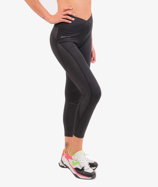 Damskie legginsy Givova ECO. Czarne legginsy damskie Givova, l, bez wzorów, z elastanu. Za 165.25 zł.