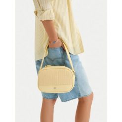 Torebka Roxy. Żółte torebki klasyczne damskie Roxy, bez dodatków. Za 139.99 zł.