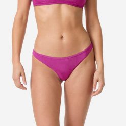 Dół kostiumu kąpielowego damski Decathlon Lulu Folk. Fioletowe bikini Decathlon, bez wzorów, z elastanu. Za 49.99 zł.