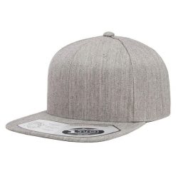 110 Czapka Z Daszkiem Typu Snapback. Szare czapki z daszkiem damskie FLEXFIT, bez wzorów, z elastanu. Za 101.99 zł.