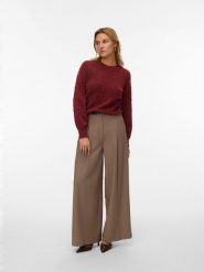 Vero Moda Sweter w kolorze bordowym rozmiar: M. Czerwone swetry klasyczne damskie Vero Moda, m, z wełny, bez kołnierzyka. Za 122.38 zł.