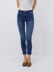 Jeansy slim push up - niebieski. Niebieskie jeansy damskie Reserved. Za 89.99 zł.