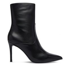 Botki Eva Minge. Czarne botki damskie Eva Minge, bez obcasa, na szpilce, bez zapięcia. Za 449.99 zł.