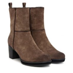 Botki Josef Seibel. Brązowe botki damskie Josef Seibel, bez obcasa, na słupku, bez zapięcia. Za 649.99 zł.