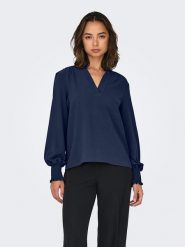 ONLY Bluzka w kolorze granatowym rozmiar: XL. Niebieskie bluzki damskie Only, xl, bez wzorów, bez kołnierzyka, bez ramiączek. Za 129.95 zł.