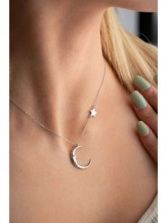 Heliophilia Srebrny naszyjnik z zawieszką - dł. 42 cm rozmiar: onesize. Szare naszyjniki damskie Heliophilia, z cyrkonią, srebrne. Za 69.99 zł.