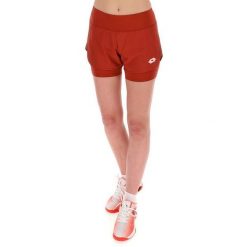 Spodenki tenisowe damskie Lotto Tech II-D1 short. Czerwone spodenki sportowe damskie Lotto, m, bez wzorów, z elastanu, tenisowe. Za 190.00 zł.
